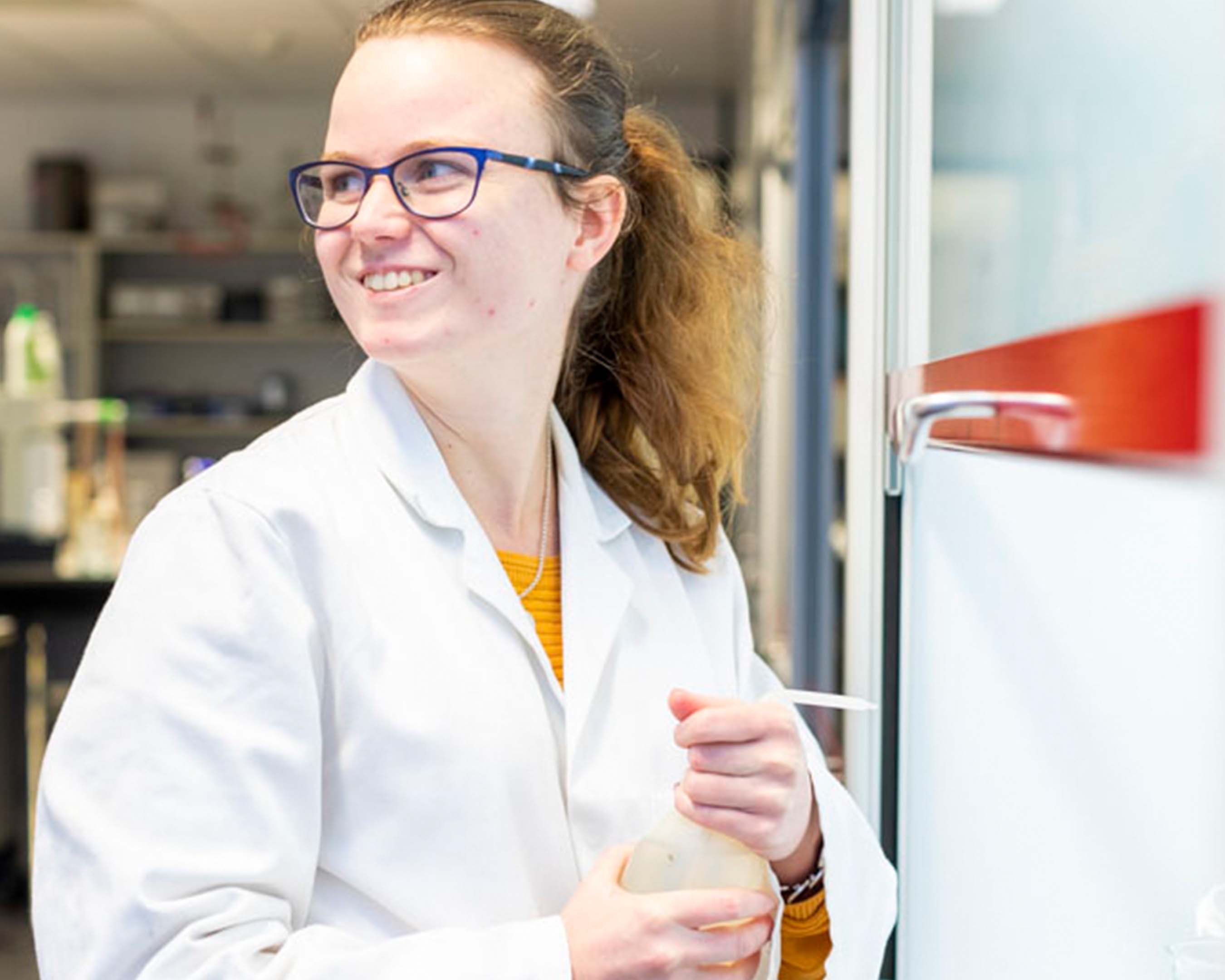 Student voltijdopleiding Leraar Scheikunde in haar element