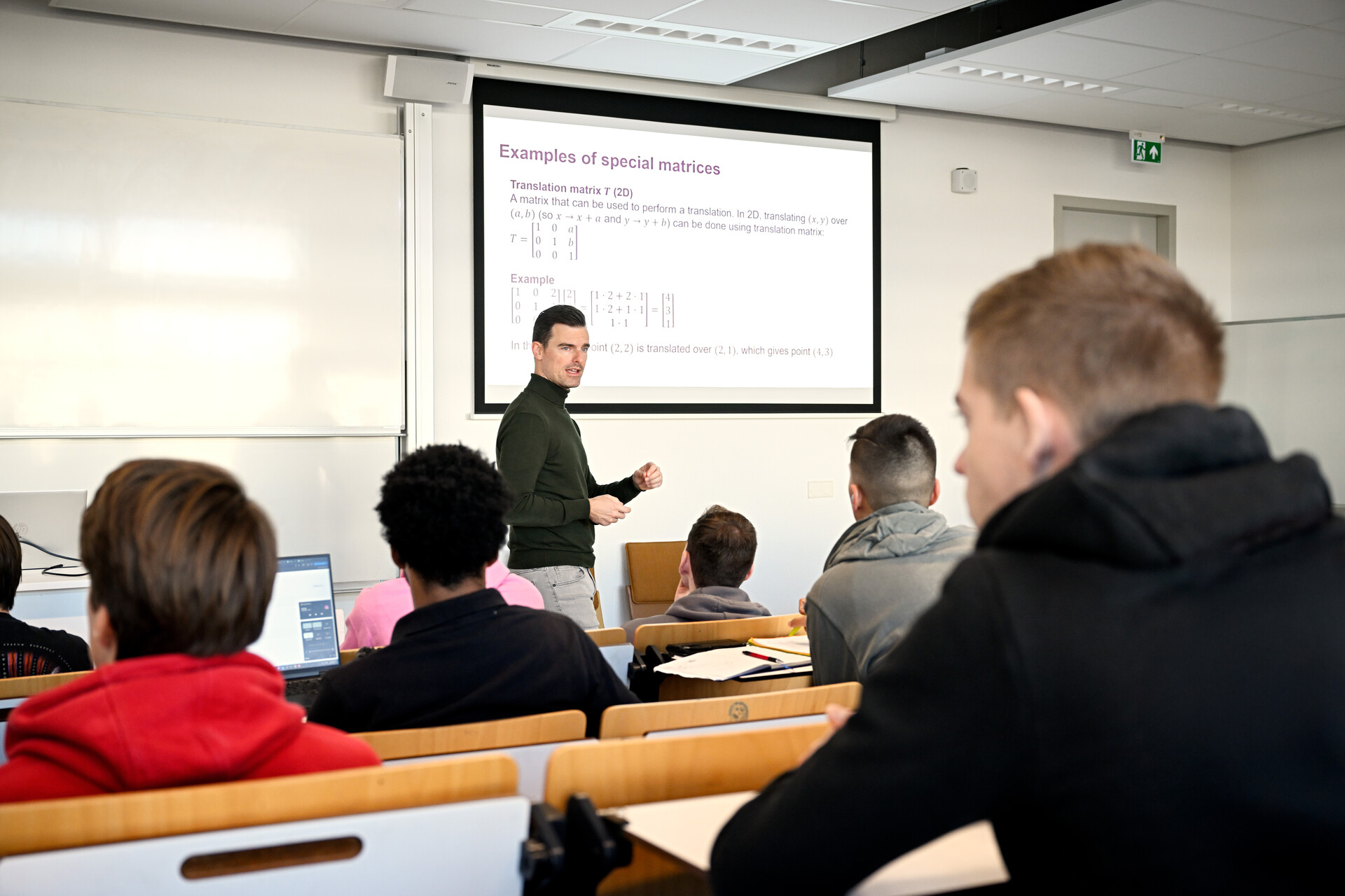 Studenten zitten in de klas