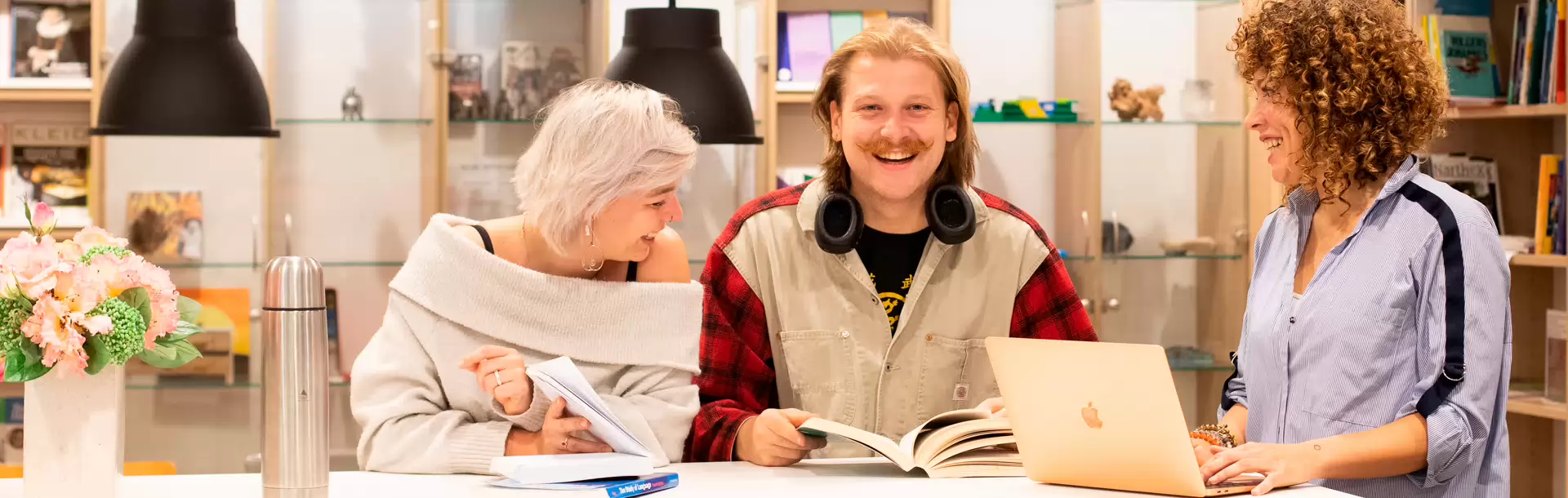 Op de hoogte blijven met Fontys Educatie