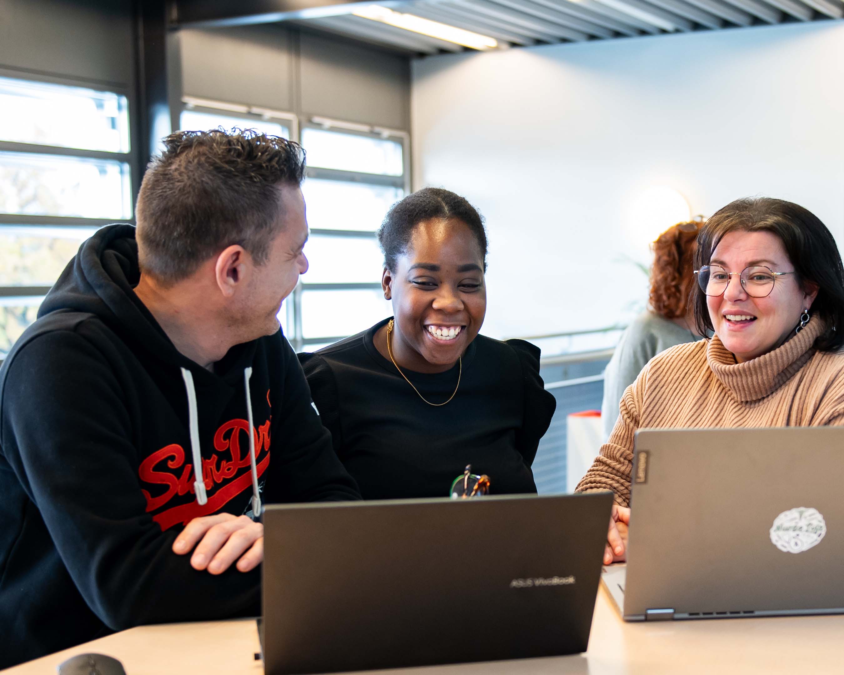 Studenten deeltijdopleiding Leraar Geschiedenis in overleg