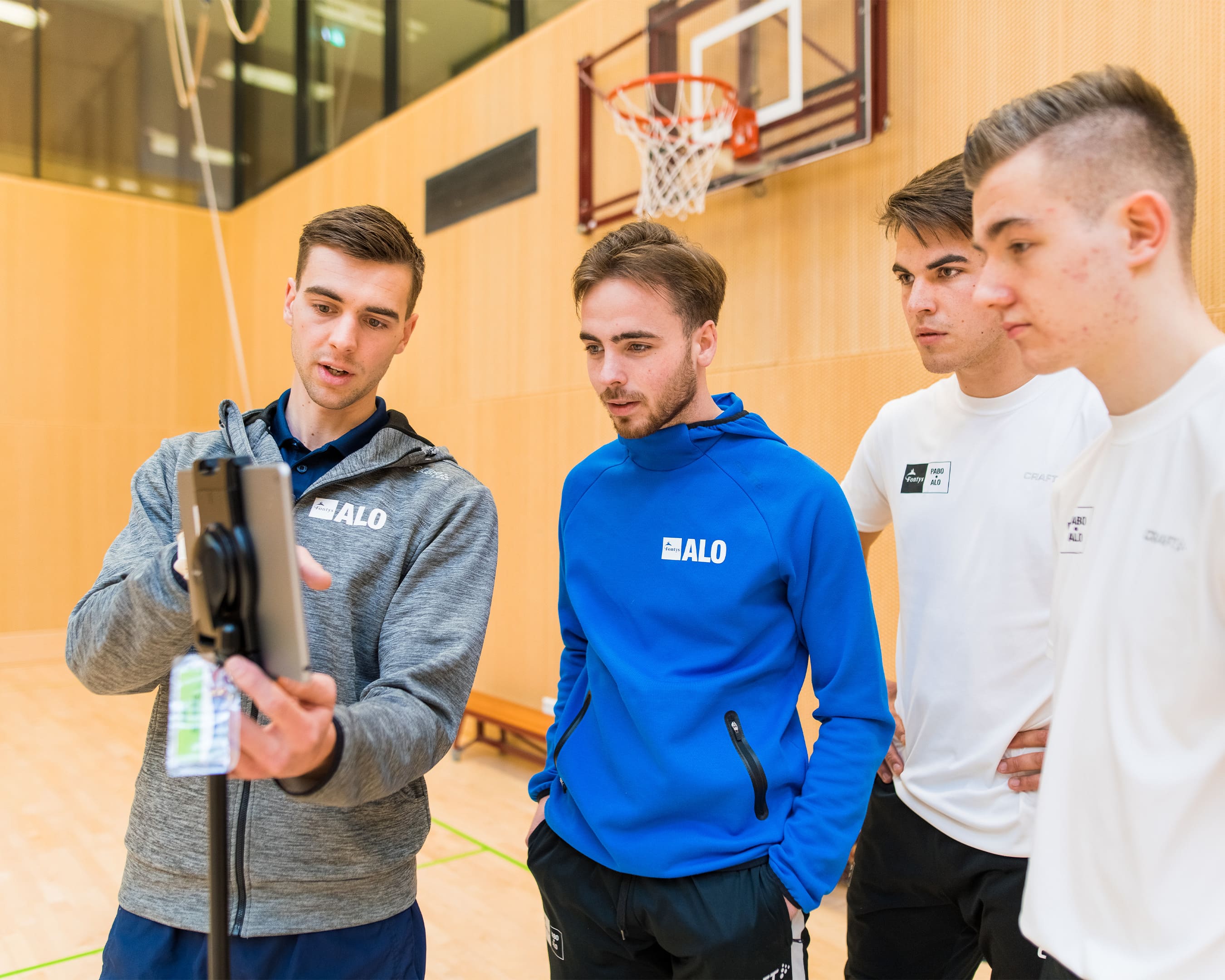 Studenten werken samen | Pabo-ALO