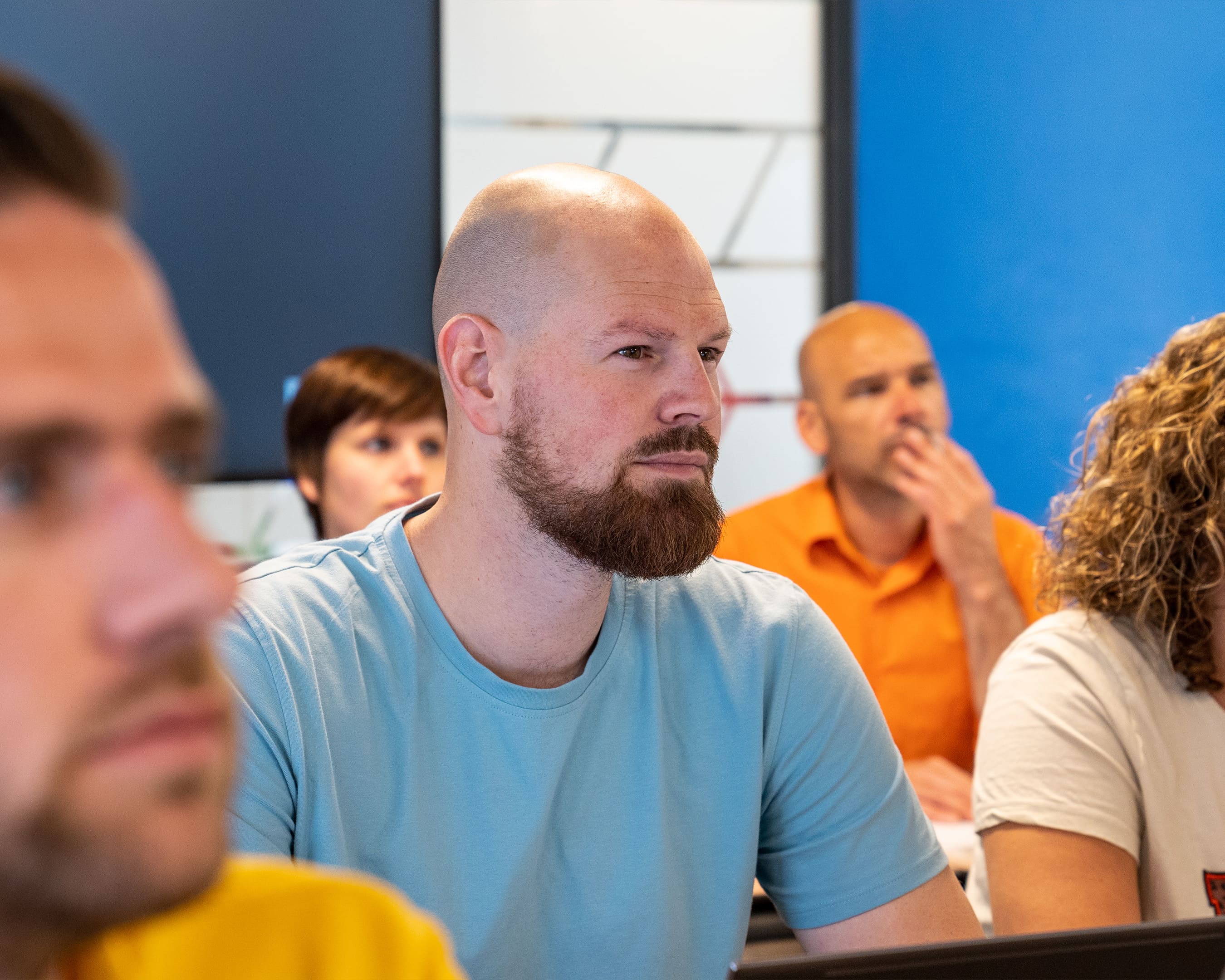 Studenten in de klas voor Leraar Spaans