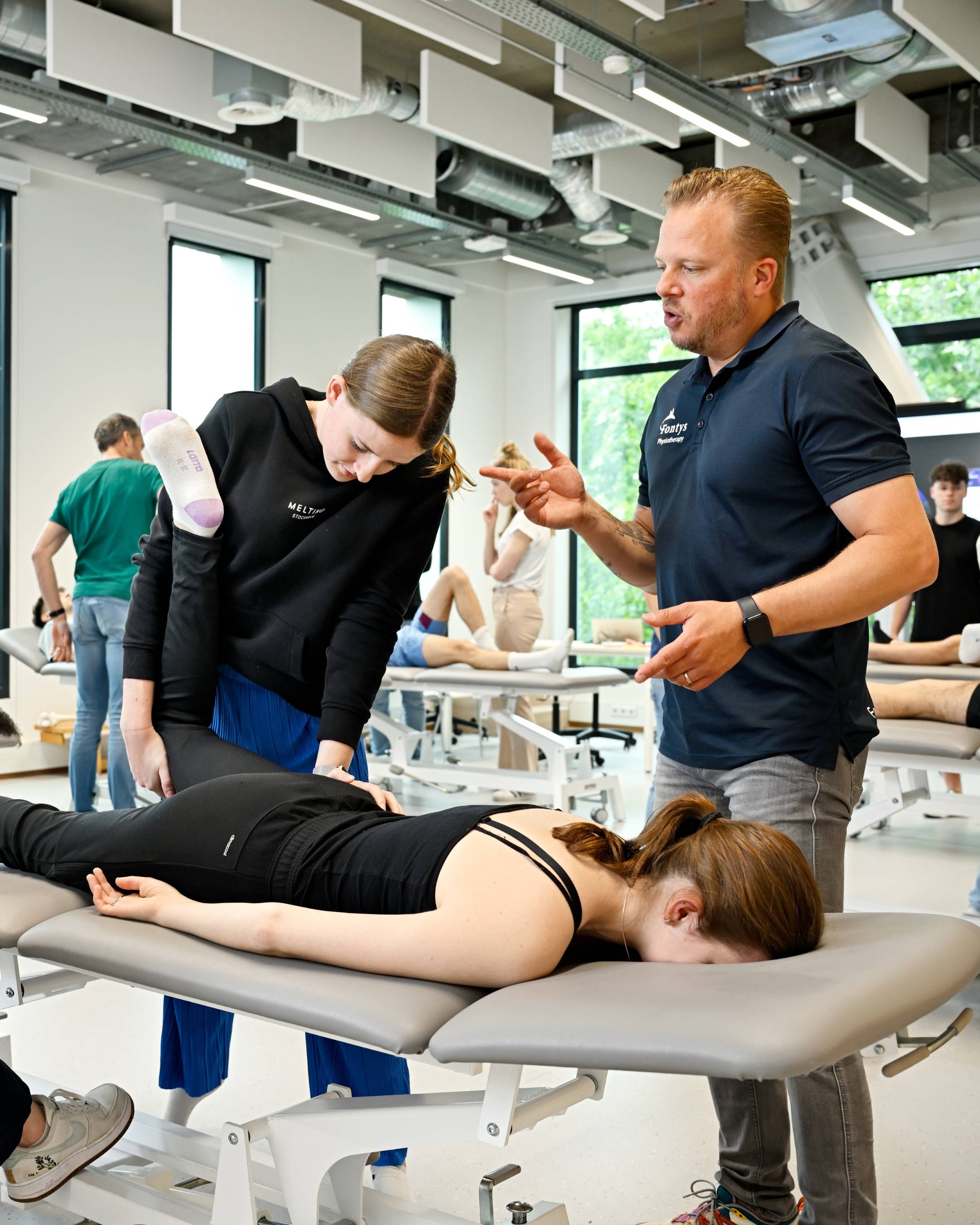 Students in a practical classroom Physiotherapy