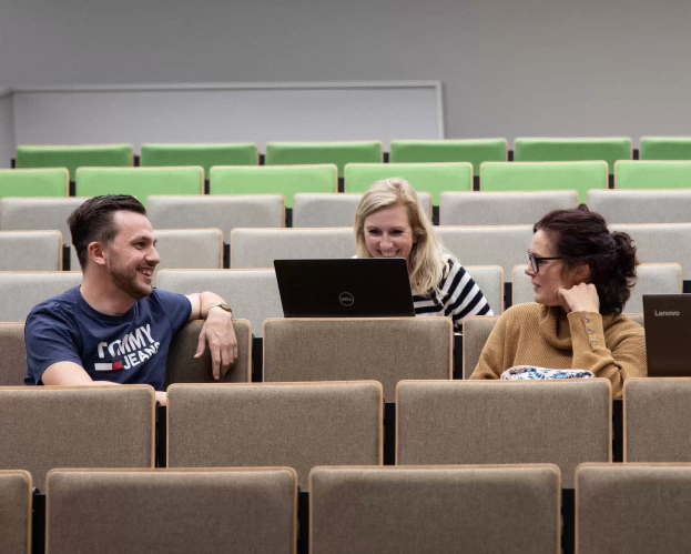 Studenten in de collegezaal